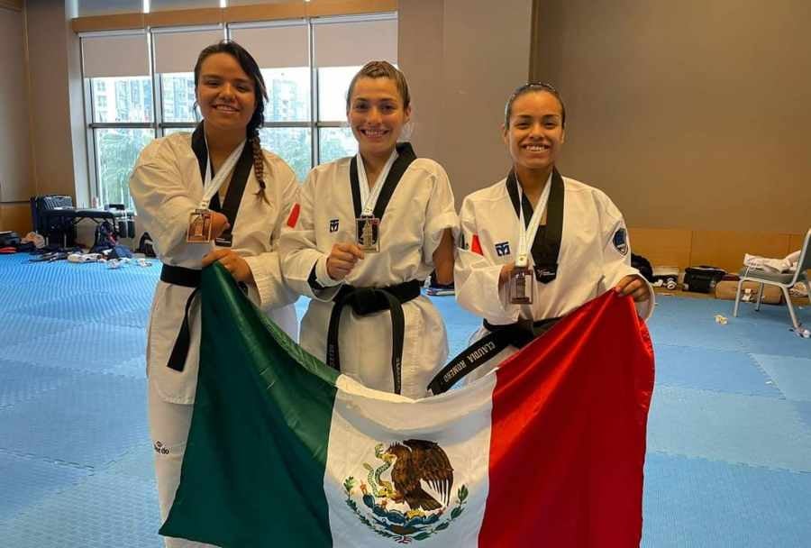 Jessica García, Claudia Romero y Fernanda Vargas