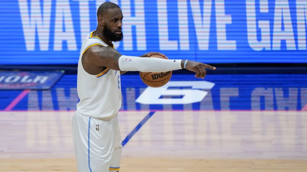 LeBron James se mostró molesto por no lograr el fichaje