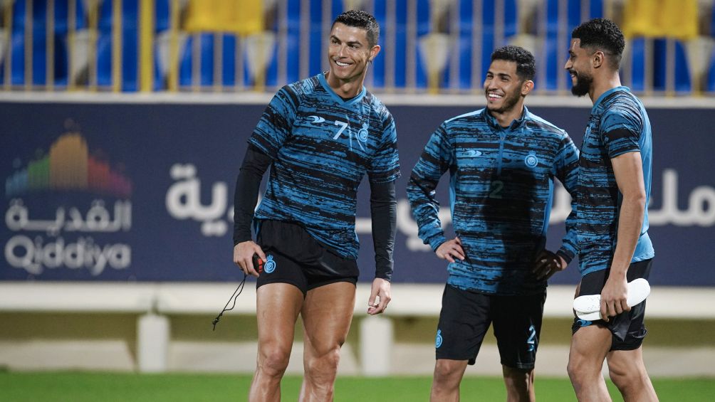 Ronaldo con sus compañero del Al-Nassr