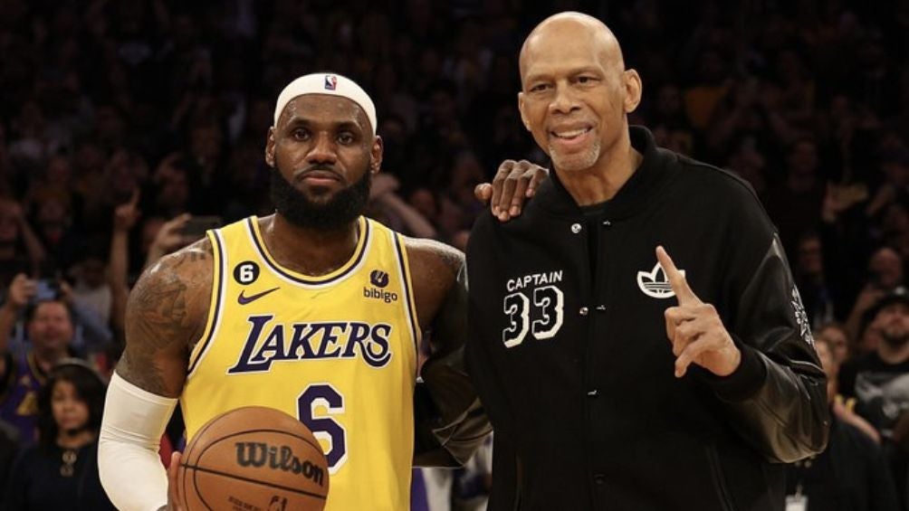 Abdul-Jabbar y LeBron James tras el récord 