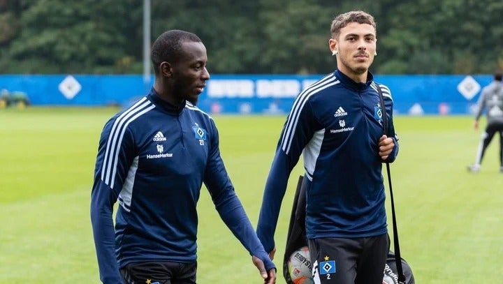 Dompe y Mikelbrencis durante un entrenamiento en el Hamburgo