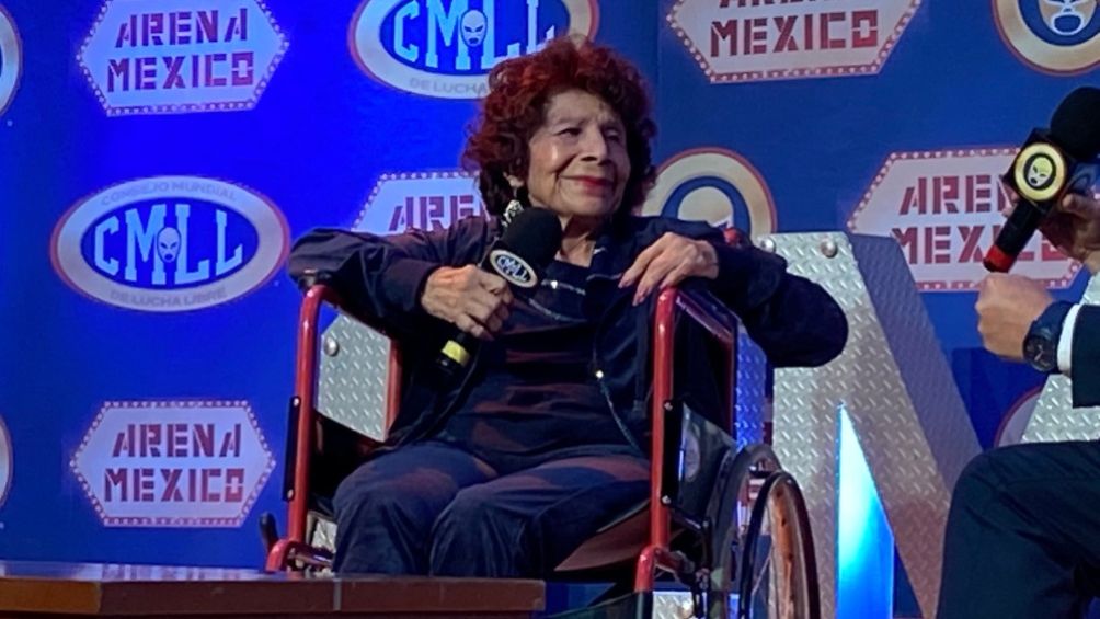 Irma González fue reconocida con homenaje  