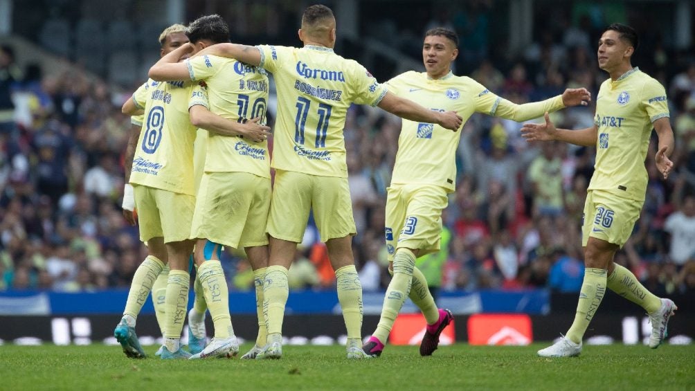 América celebra el triunfo ante Necaxa