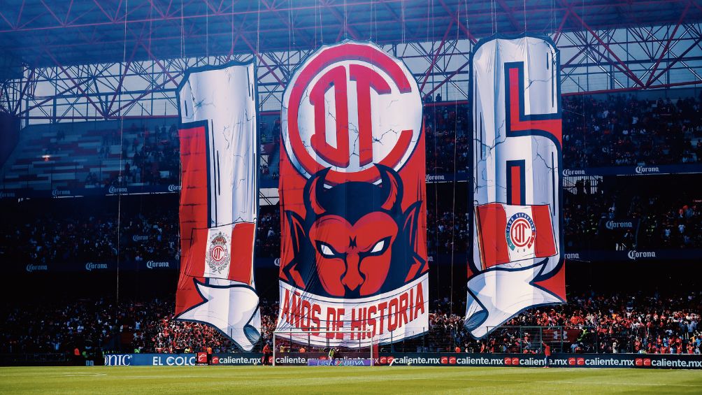 Toluca celebra 106 años de historia junto a su afición ante Cruz Azul