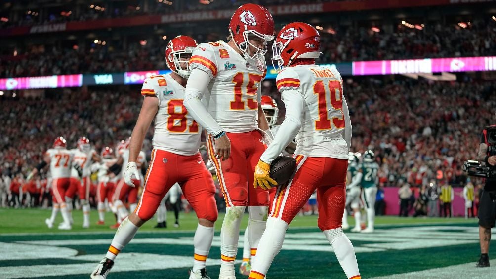 Mahomes tuvo tres pases de touchdown