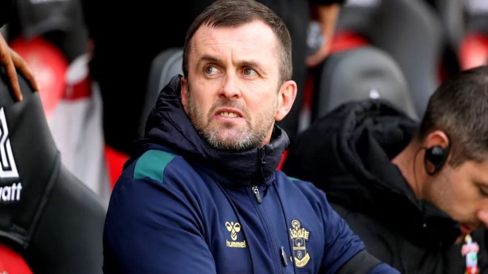 Nathan Jones dejó de ser el DT del Southampton 