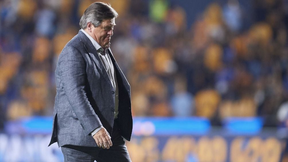 Piojo Herrera en su etapa como entrenador de Tigres