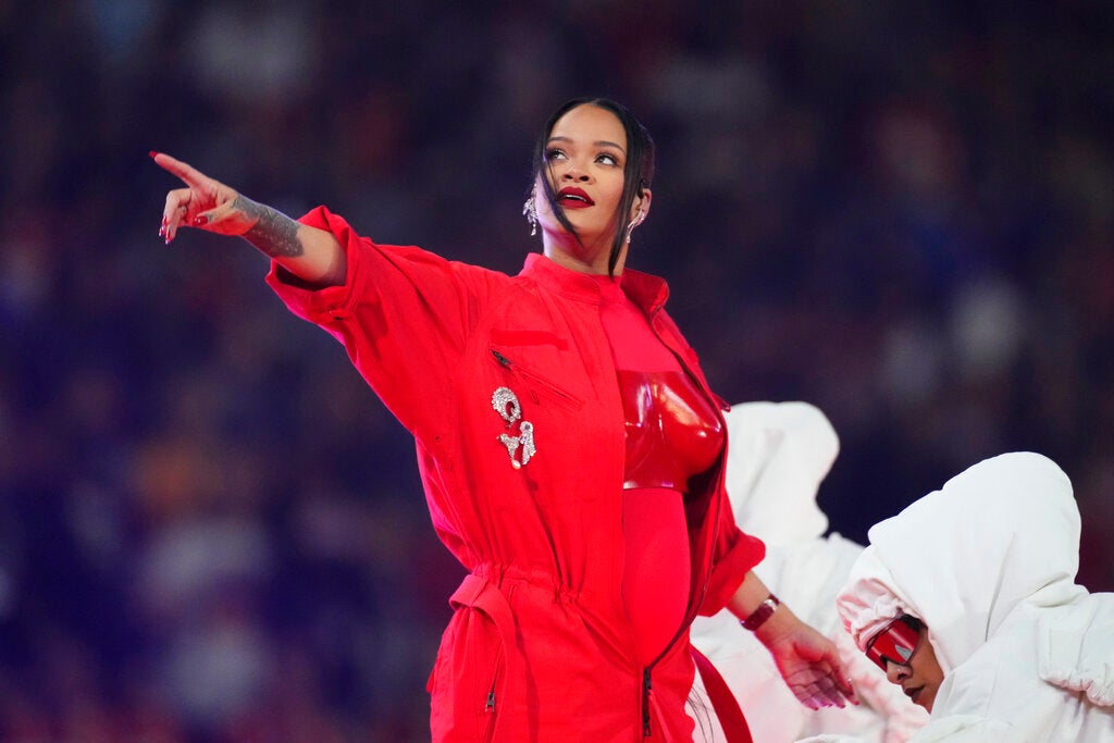 Rihanna brilló en su regreso a los escenarios 