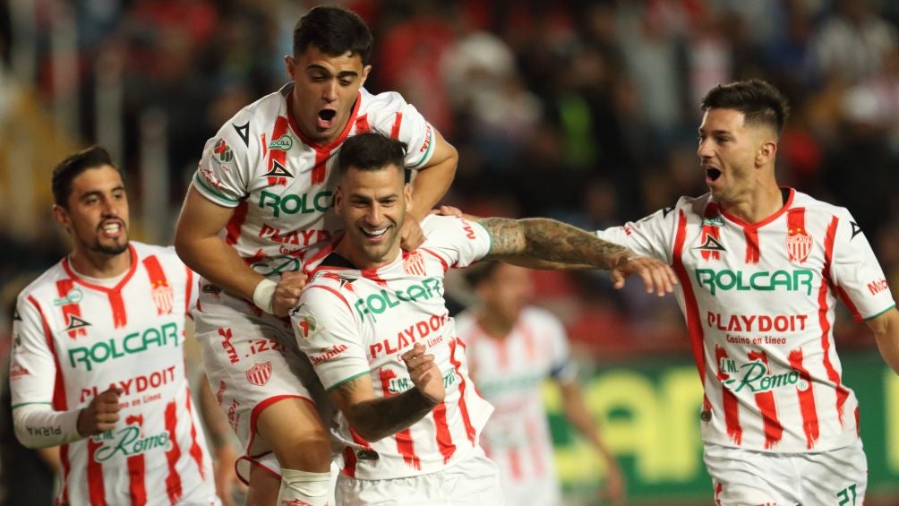 Necaxa le ganó a Pumas en el Victoria