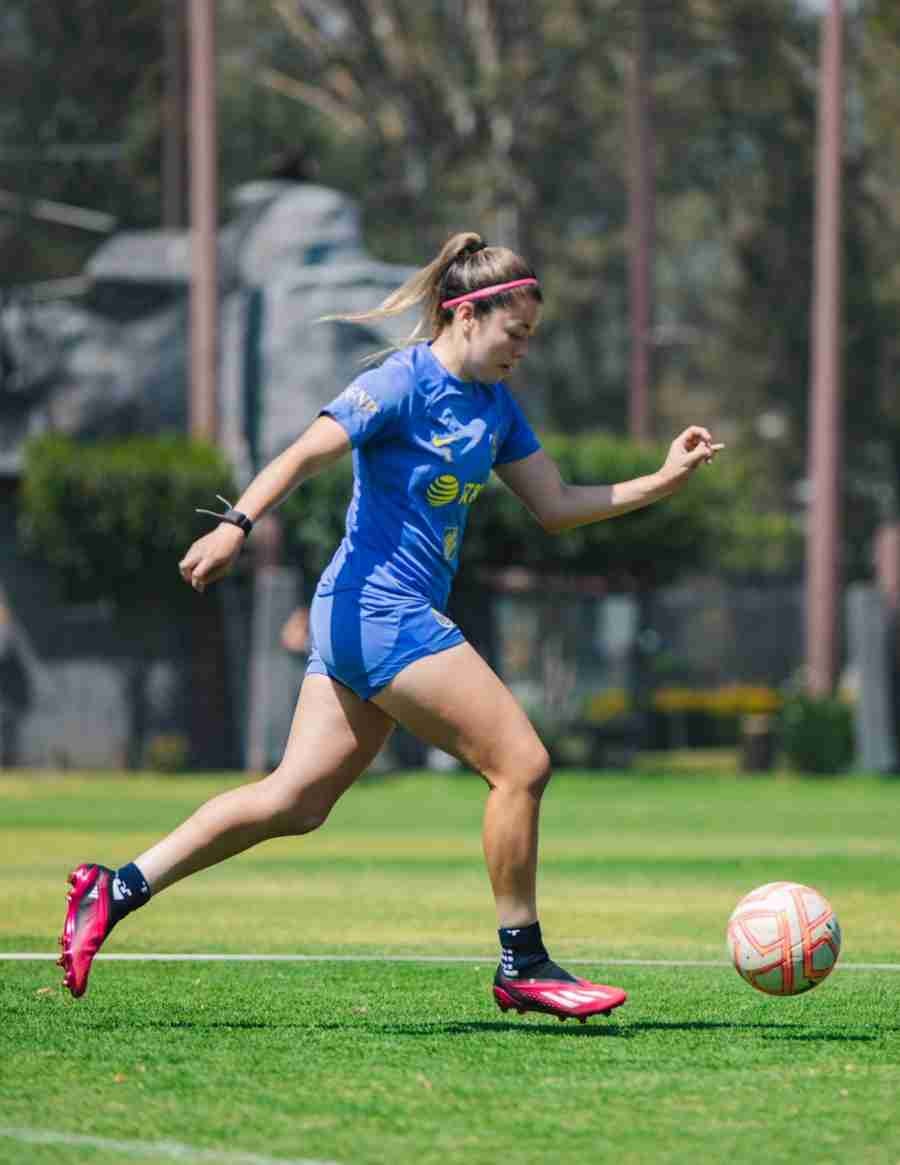 Katty Abad en entrenamientos