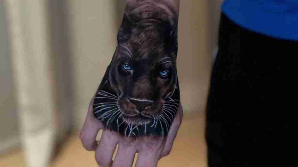 Gerardo Arteaga presumió su nuevo tatuaje estilo Black Panther