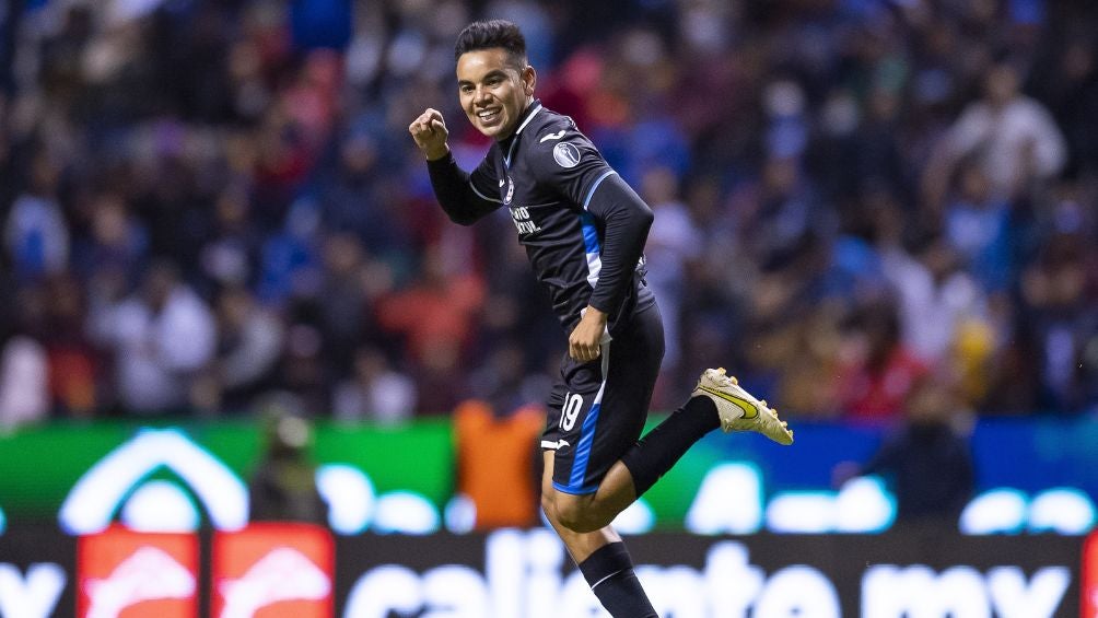 Charly celebra el primer gol del encuentro