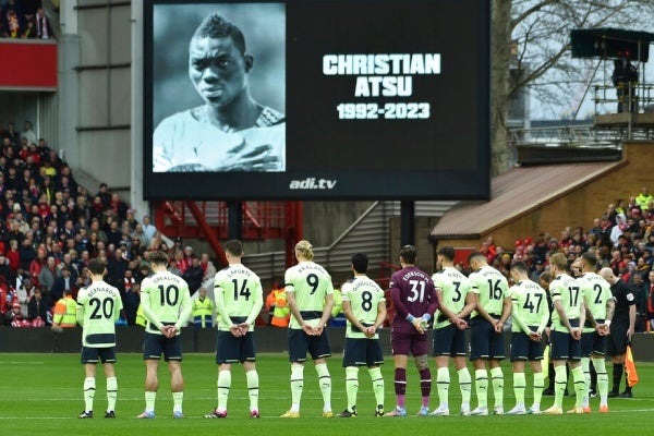 Fue homenajeado en la Premier League 