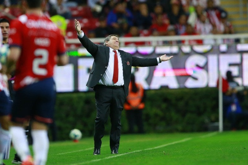 Miguel Herrera con Xolos