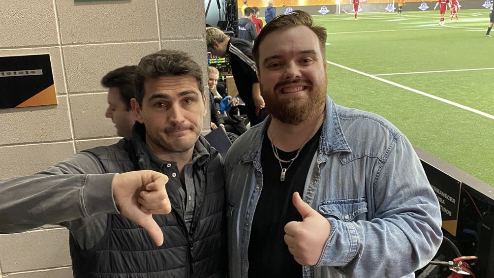 Iker e Ibai tras el partido que ganó Porcinos FC