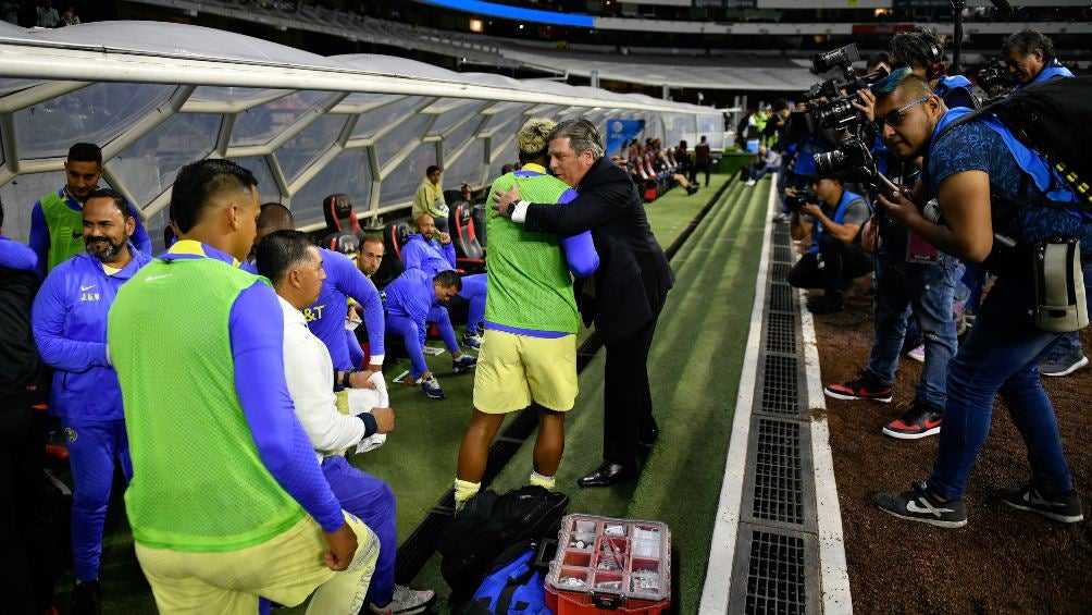 El Piojo regresa al estadio Azteca