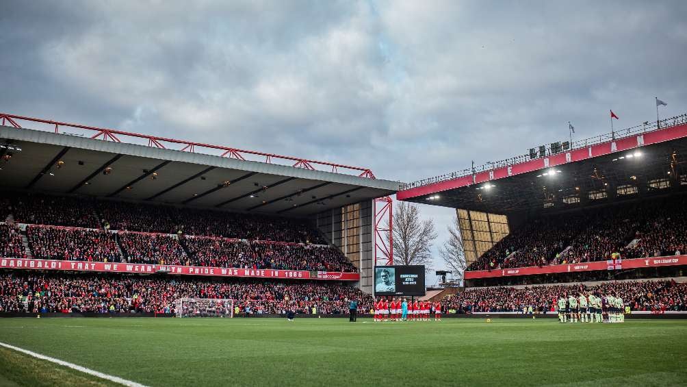 Premier League: Guerra de porras entre Nottingham Forest y Manchester City