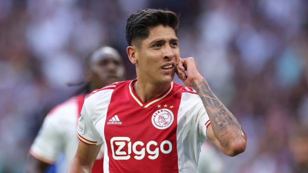 DT del Ajax se deshace en elogios hacía Edson Álvarez