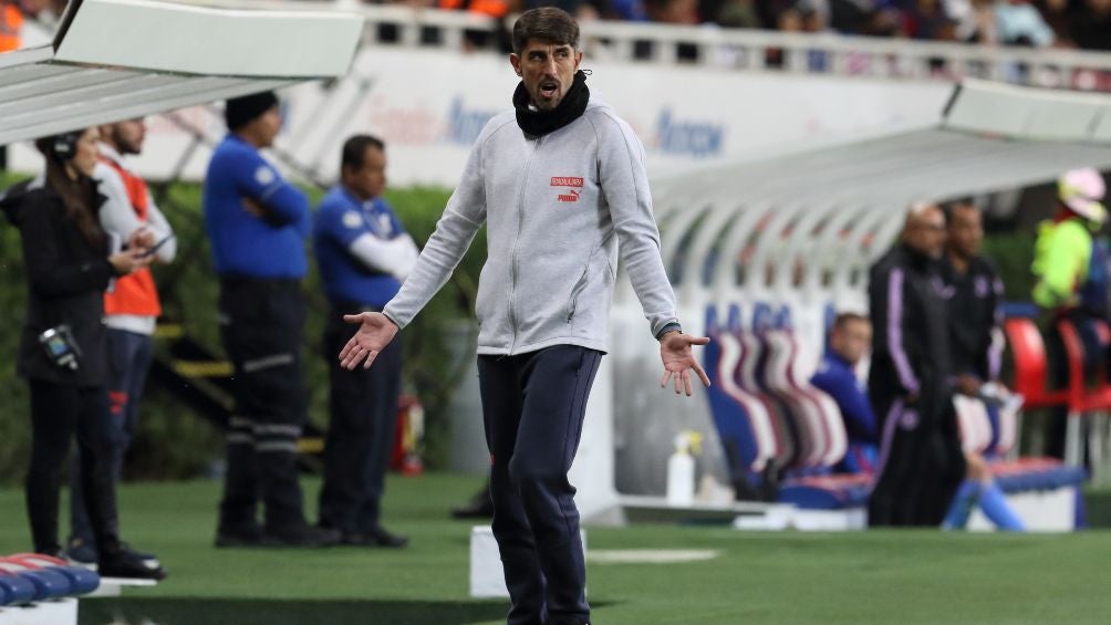 Paunovic se motiva para poder satisfacer a la afición