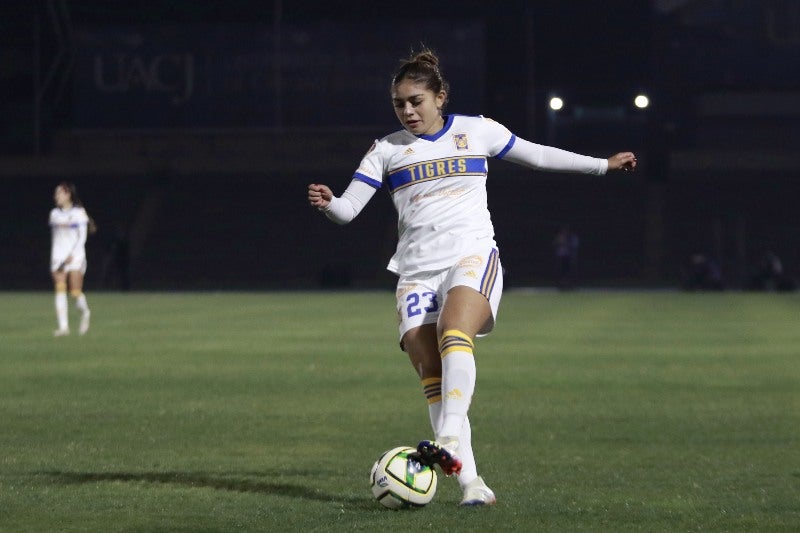 Jana Gutiérrez con Tigres Femenil