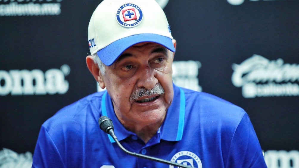 Inició la era Tuca Ferretti en Cruz Azul