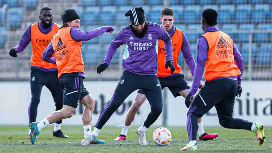 Jugadores de Real Madrid en entrenamiento