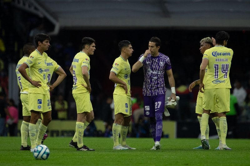 Jugadores del América tras el partido vs Pachuca