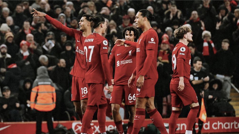 Los jugadores del Liverpool celebran gol ante el United