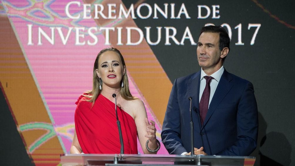 Marion en una investidura del Salón de la Fama