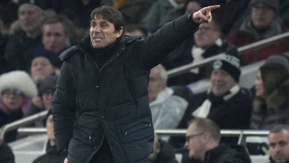 Antonio Conte en el partido vs Milán