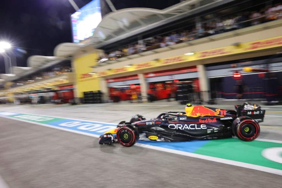 Checo Pérez en el Gran Premio de Bahréin