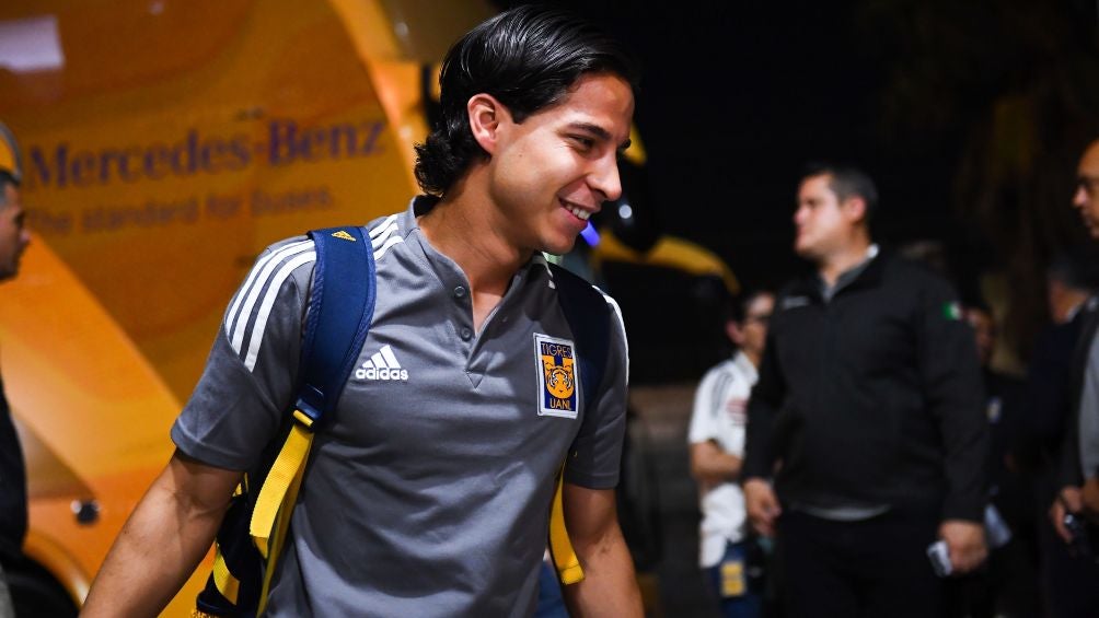 Diego Lainez con Tigres