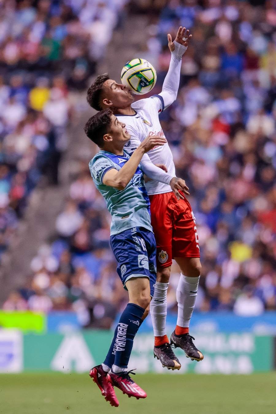 Partido entre Puebla vs Chivas de la Jornada 11