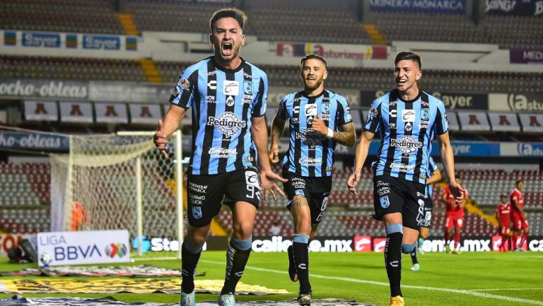 Gallos tras ganar ante Toluca