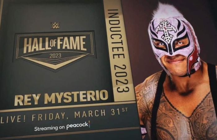 Rey Misterio entra en el programa de Wrestlemania 39 para ser parte del Hall of Fame