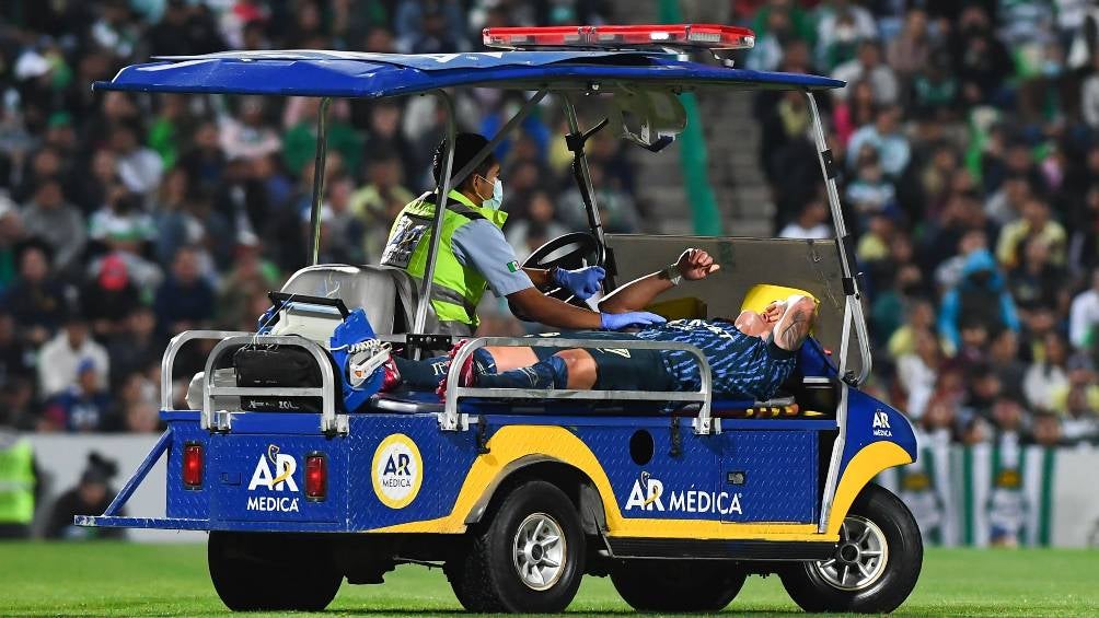 Alejandor Zendejas se lesionó ante Santos