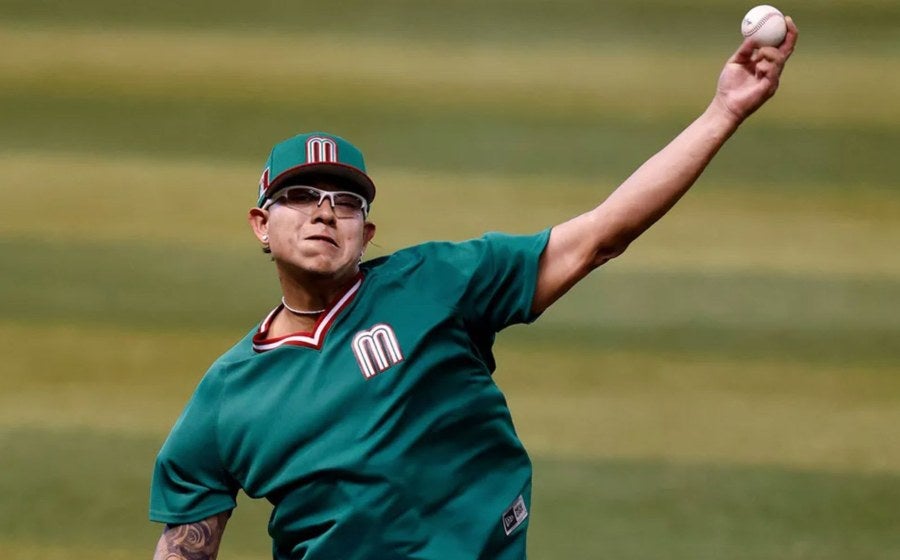 Julio Urías en juego con México 