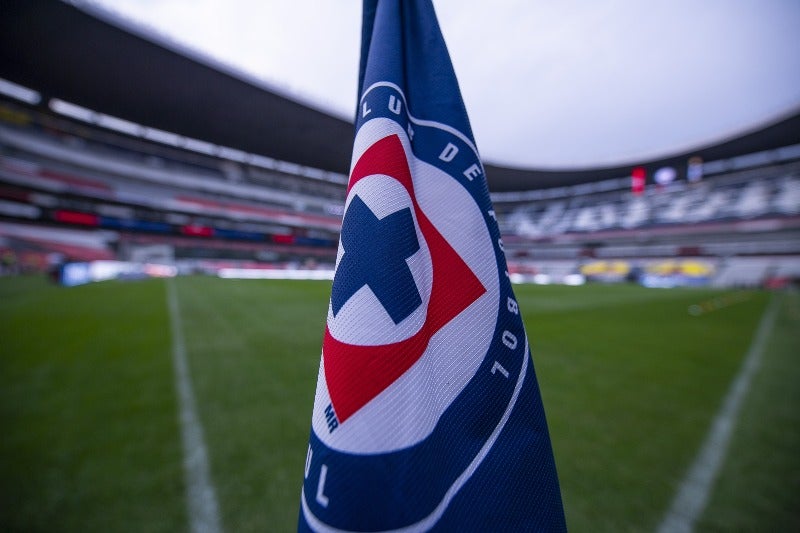 Cruz Azul vs Pumas en el Estadio Azteca