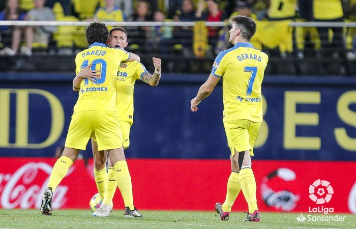 Jugadores del Villarreal festejando el gol del empate ante el Betis