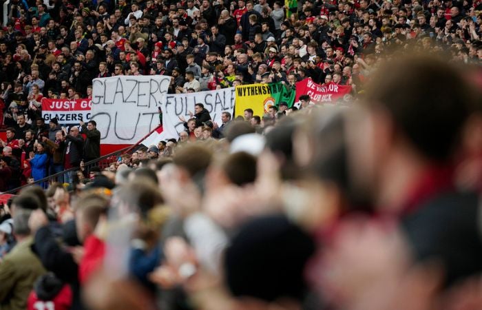 Aficionados del Manchester United se manifestaron previo al partido ante Southampton