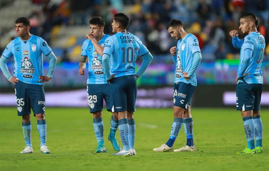 Jugadores de Pachuca tras derrota ante Monterrey