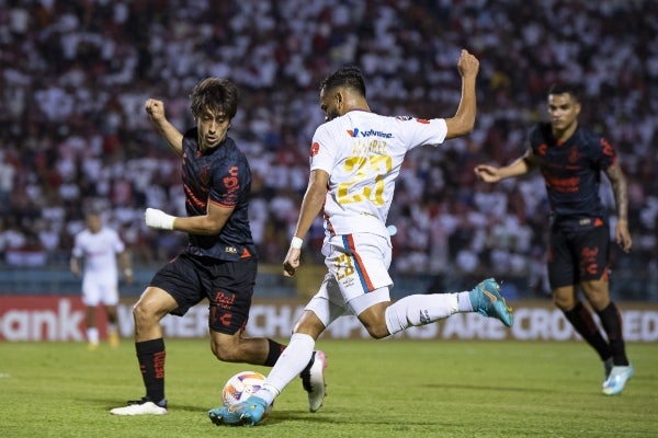 Atlas cayó 4-1 en el duelo de Vuelta