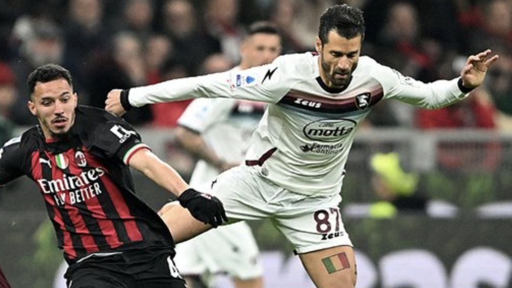 Antonio Candreva en el encuentro ante el AC Milan