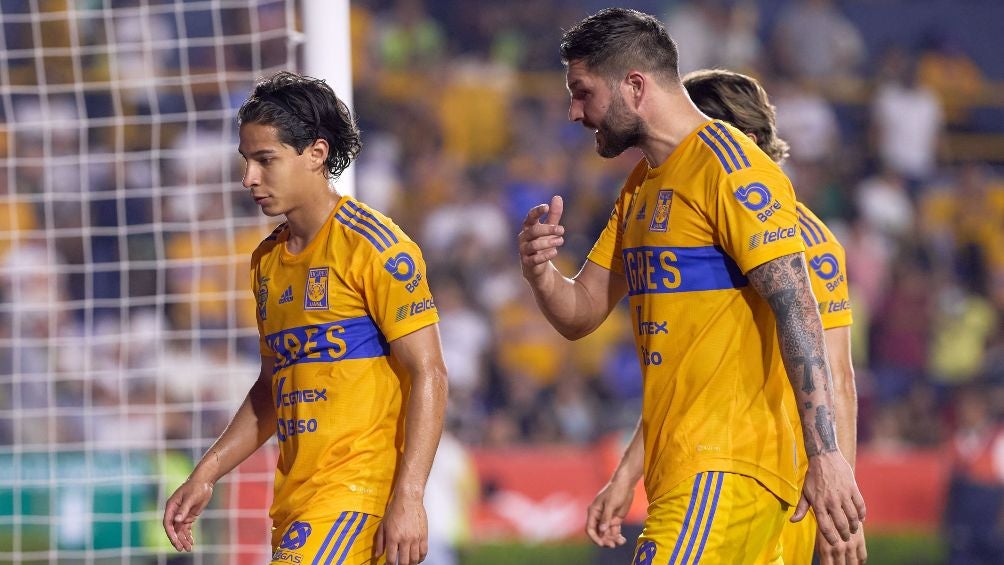 El mensaje de Diego Lainez y Gignac tras gritarse en el Tigres vs América