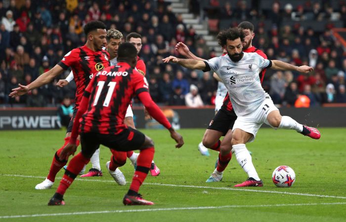 Mohamed Salah con el balón en la derrota del Liverpool ante el Bournemouth