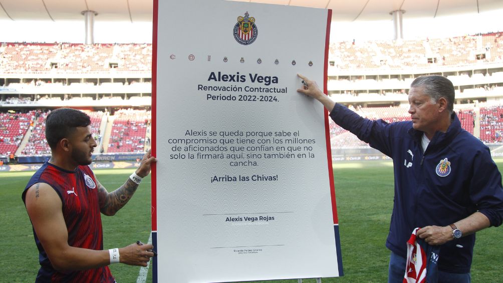 Pelaéz en la renovación de Alexis Vega