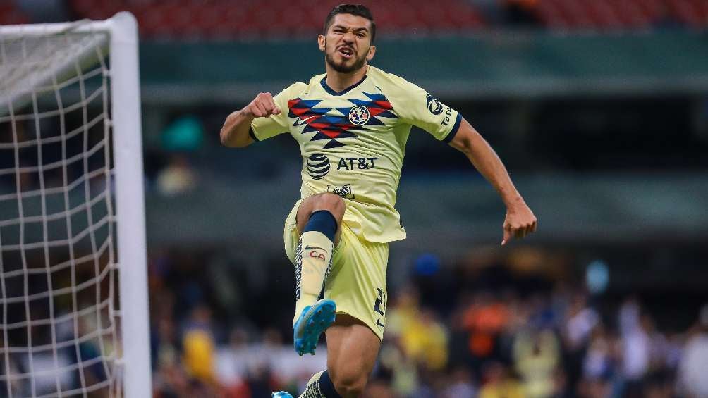 Henry Martín gritando su gol