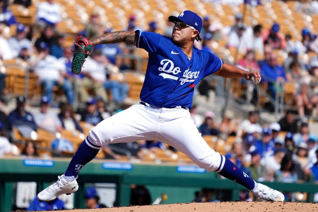 Clásico Mundial de Béisbol Julio Urías jugará con México