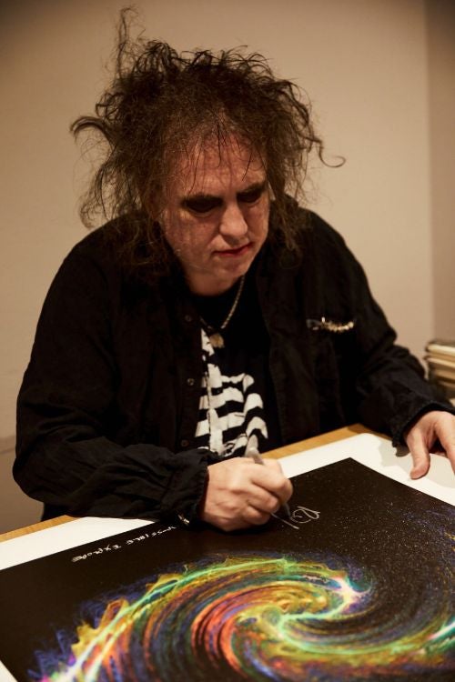 Robert Smith quiere que los concietos de The Cure tengan precios accesibles