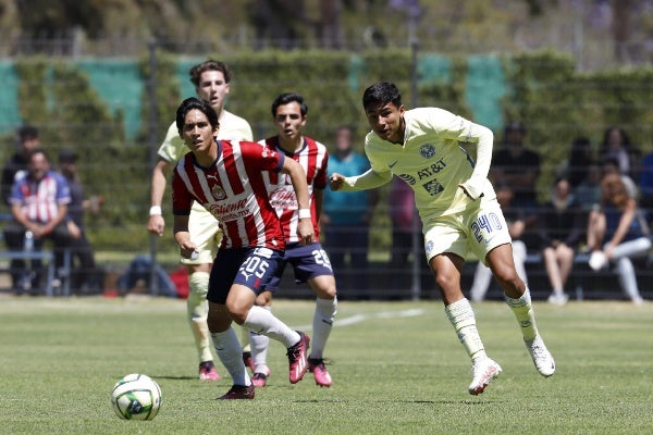 Chivas va con un empate y una victoria 